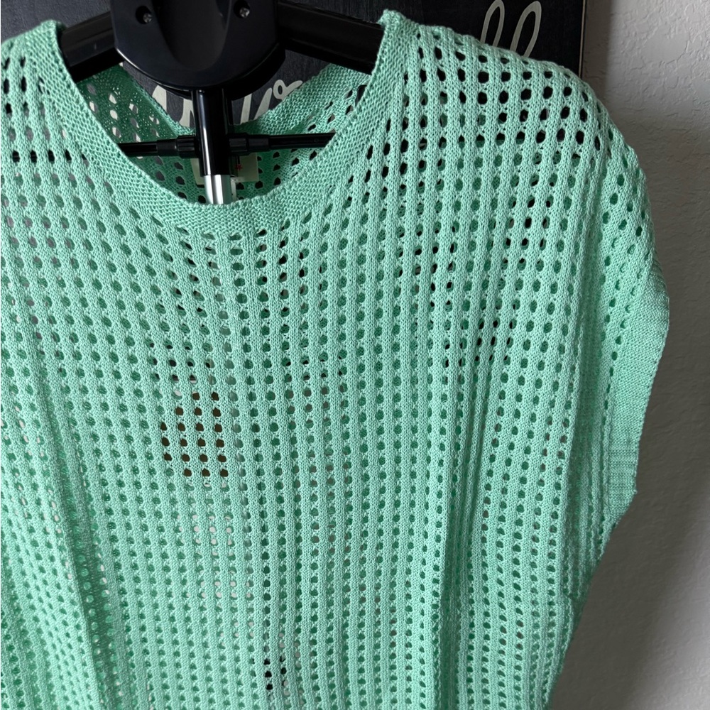 BiBi Light Green Open Knit Sweater NWT - Picture 2 of 8